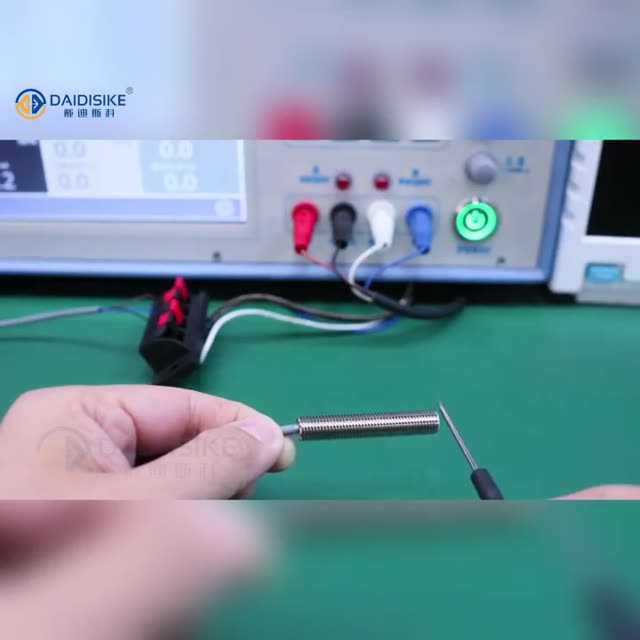 戴迪斯科 M8 接近开关演示 视频封面